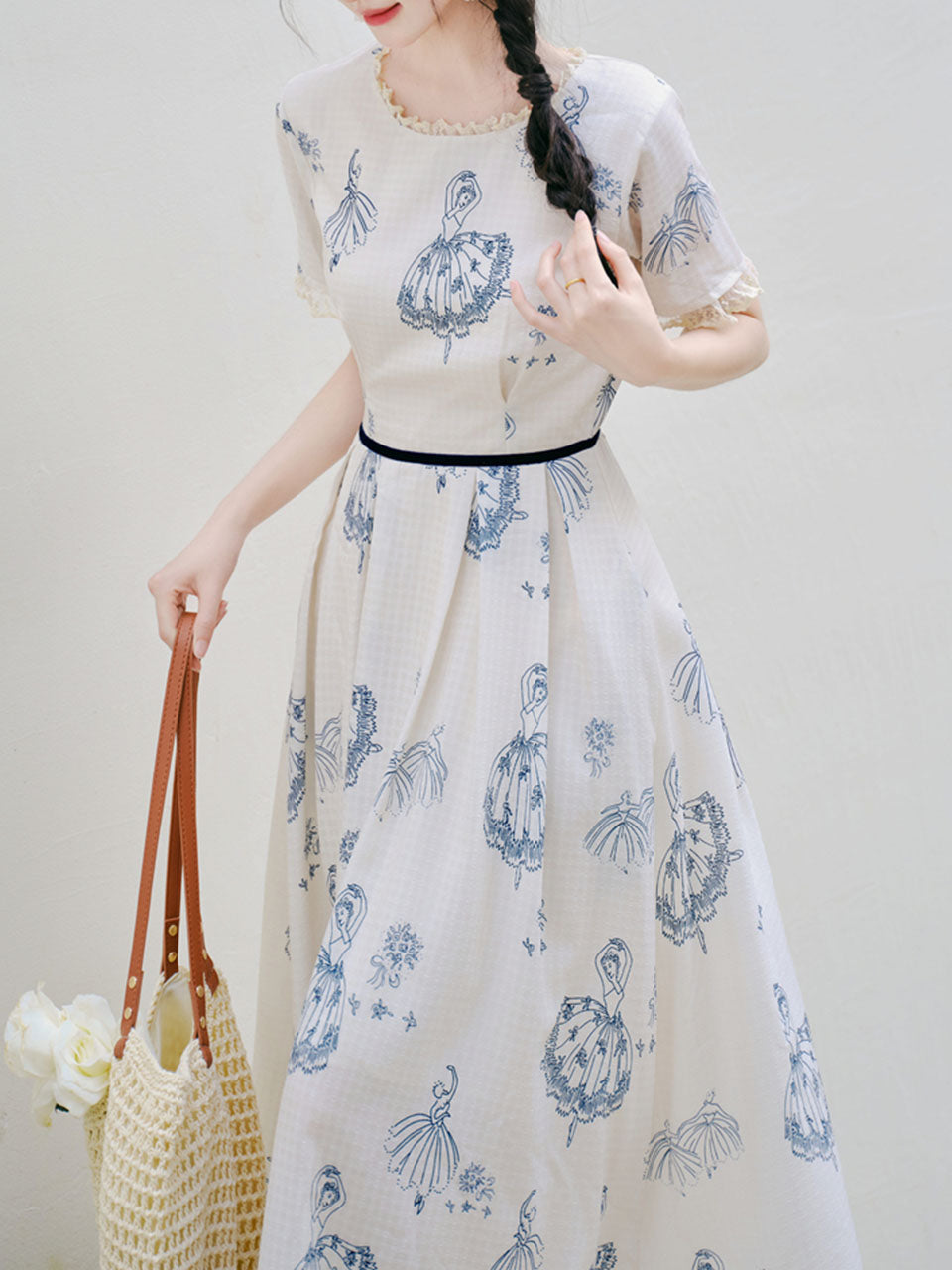 Retro Blue and White Porcelain Style Ballerina Graphic Dress Elegant Lace Flare Midi Dress for Picnic Vacation