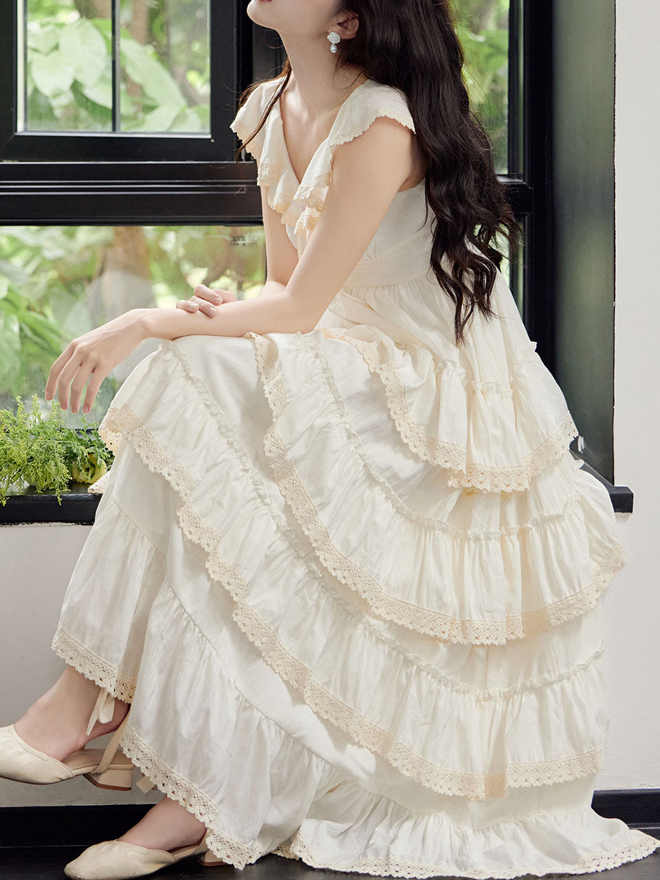 White Ruffles V Neck Layered Lace Maxi Vintage Dress