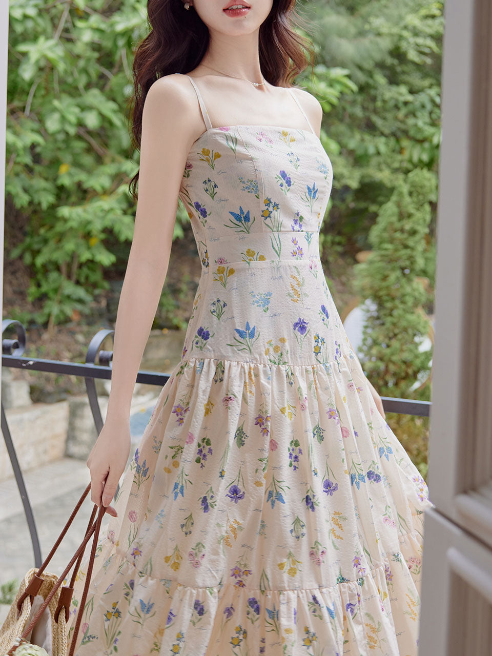 2PS White Floral Print Spaghetti Strap Dress