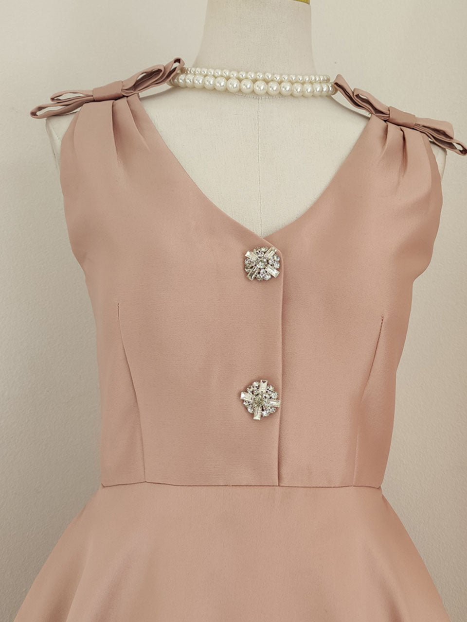 Rose Luxury Button V Neck High Waist Swing Party Dress