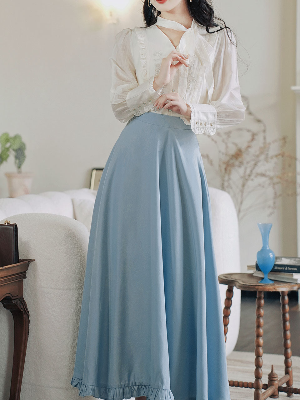 1950S Vintage Embroidered  White Shirt And Blue Swing Skirt Set