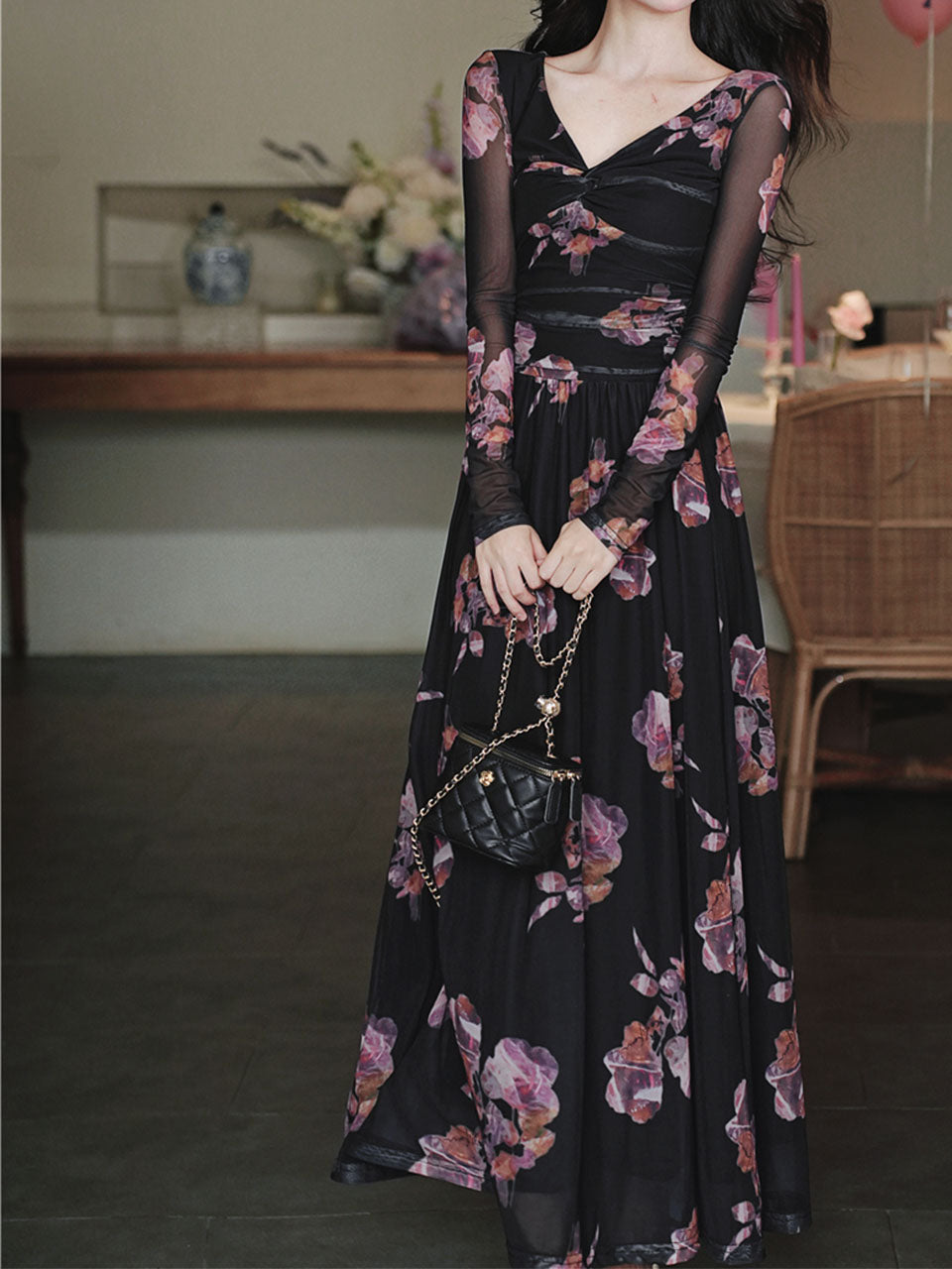 Black V-neck Floral Print Long Sleeve Maxi Dress