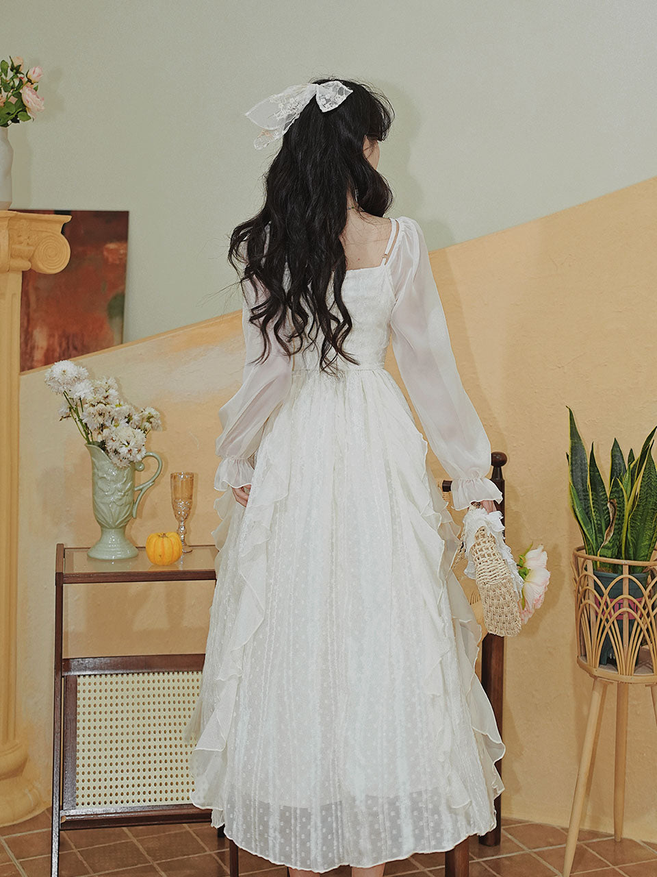 Vintage White Square Neck Butterfly Sequins  Lace Ruffle Long Sleeve Dress