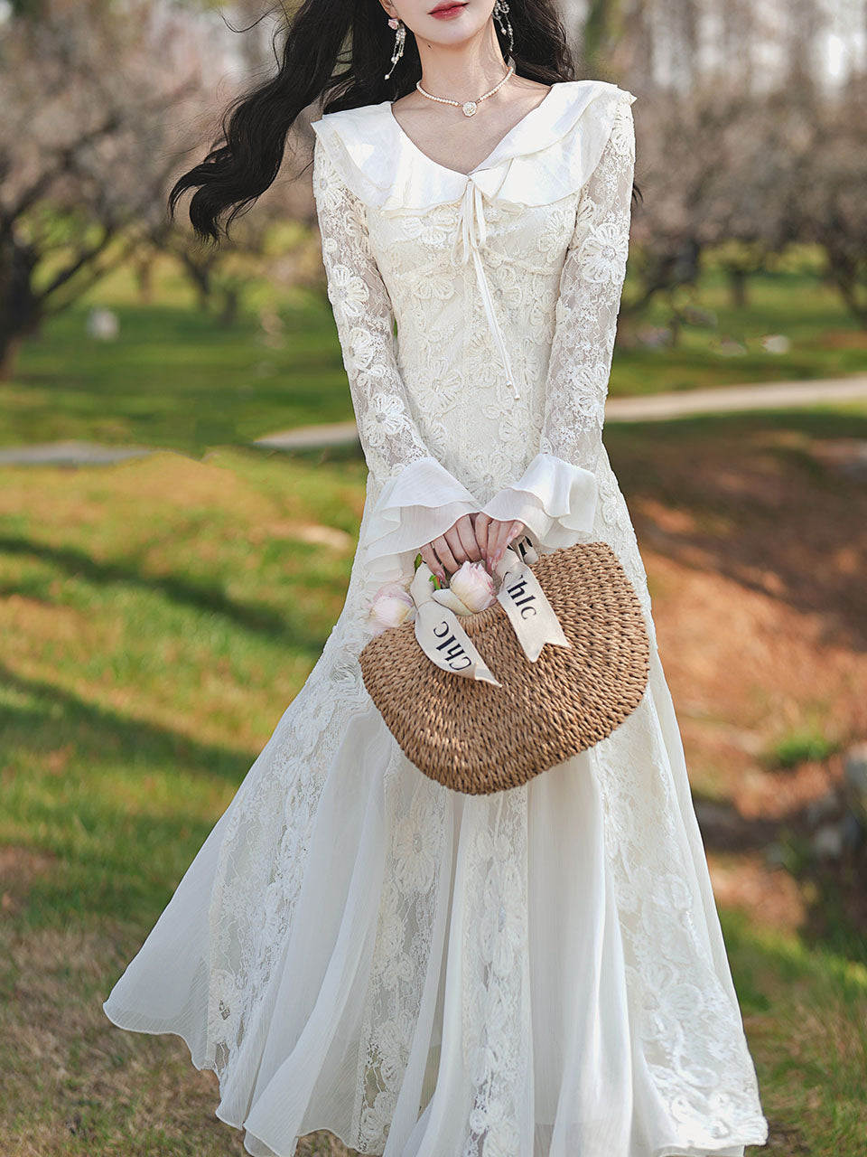 White V Neck Lace Flowers Long Sleeve Fishtail Wedding Vintage Dress