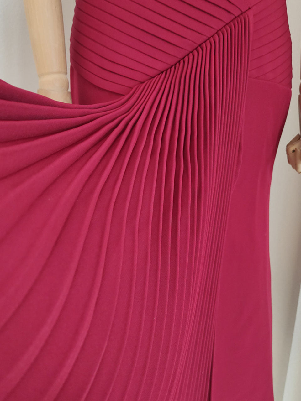 Burgundy Pleated Off-shoulder Maxi Dress