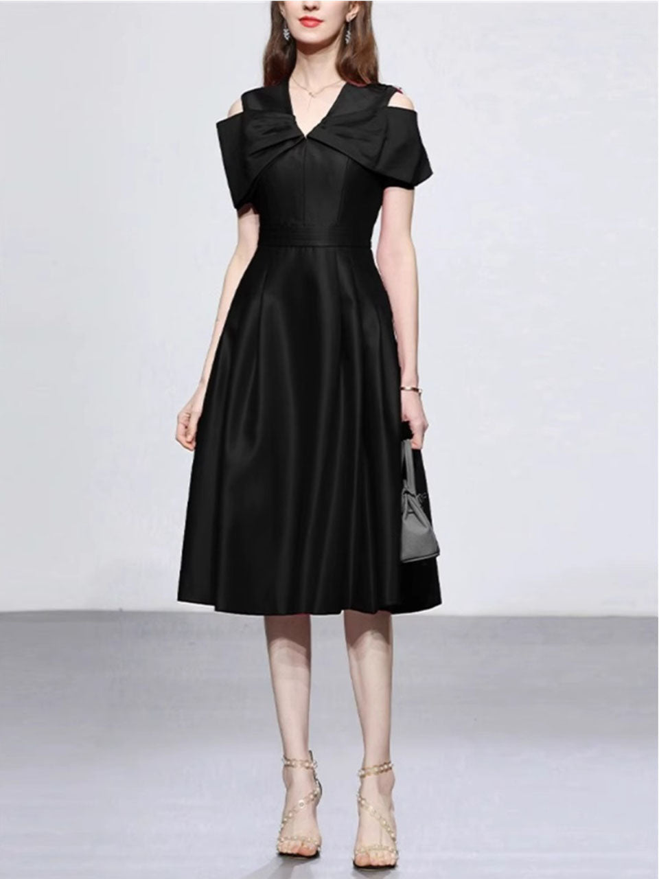 Rose Luxury Bow V Neck High Waist Swing Party Dress
