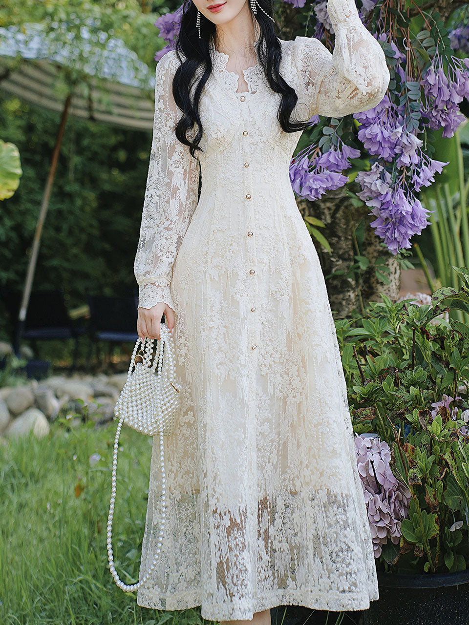 White V-Neck Long Sleeve Lace Vintage Wedding Dress