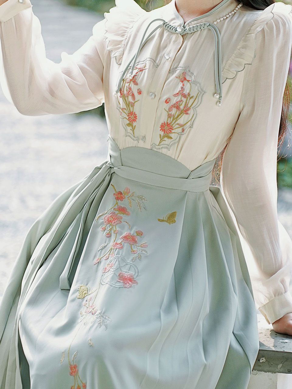 2PS Blue Stand Collar Embroidered Top and White Horse-face Skirt Vintage Suits