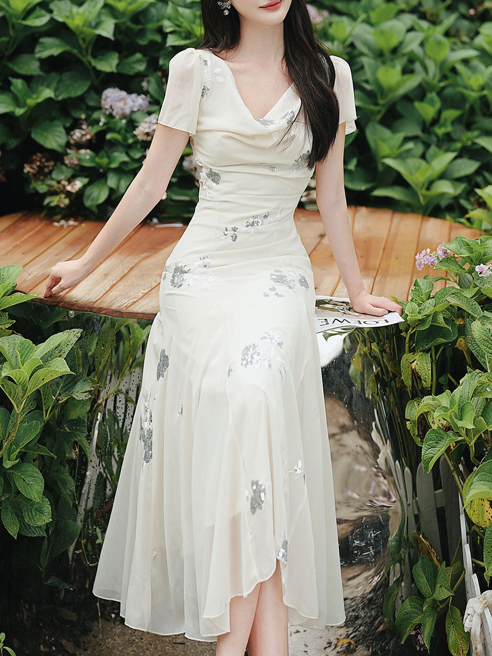 Elegant Ivory Sequin Floral Mermaid Dress French Style V Neck Maxi Evening Gown