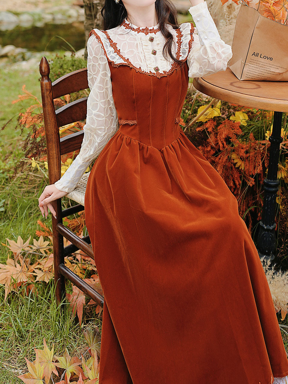 50s Retro Brown Lace