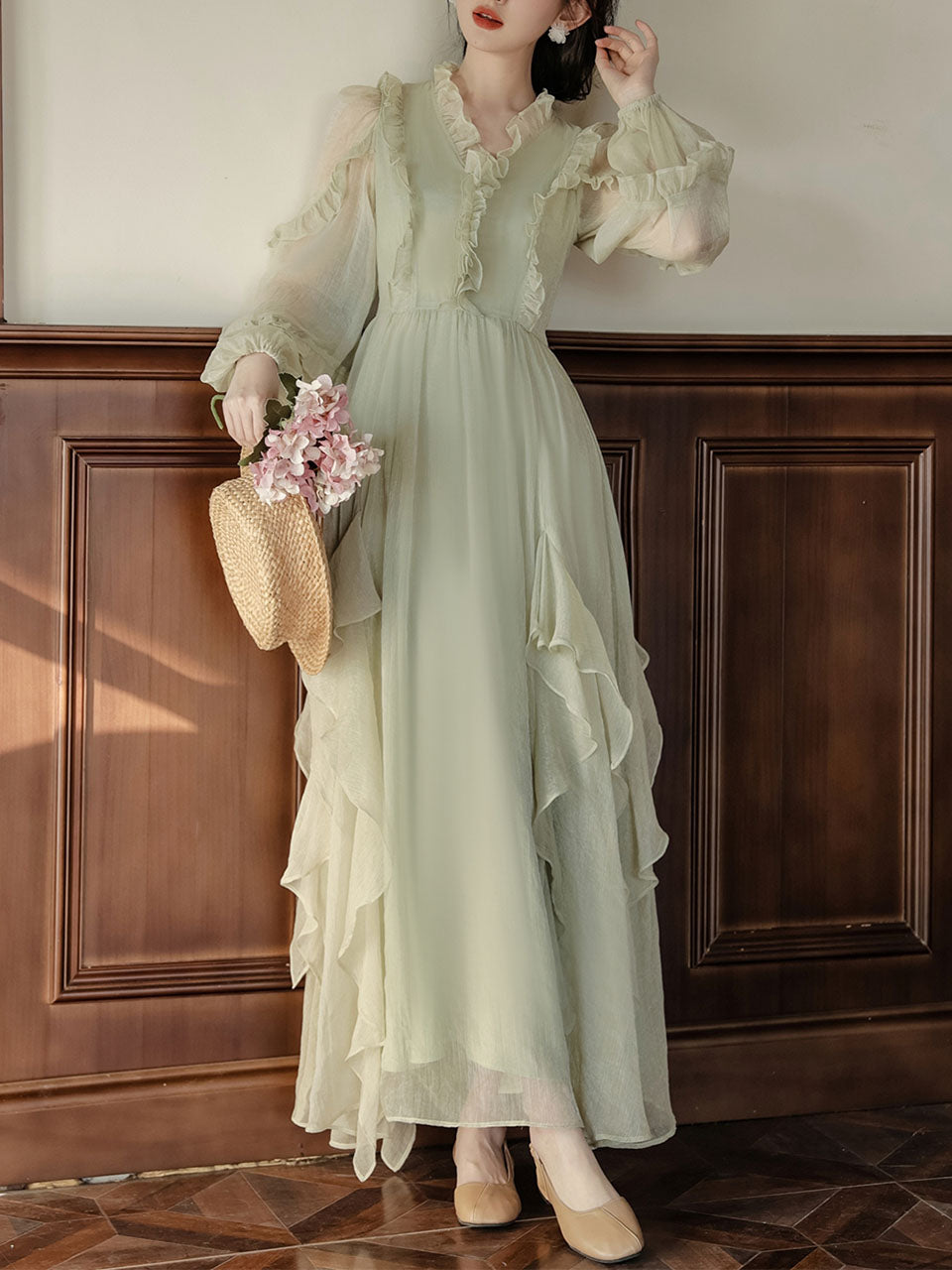 Mint Green Ruffled V-neck Flowing Long-sleeved Romantic Retro Tea Dress