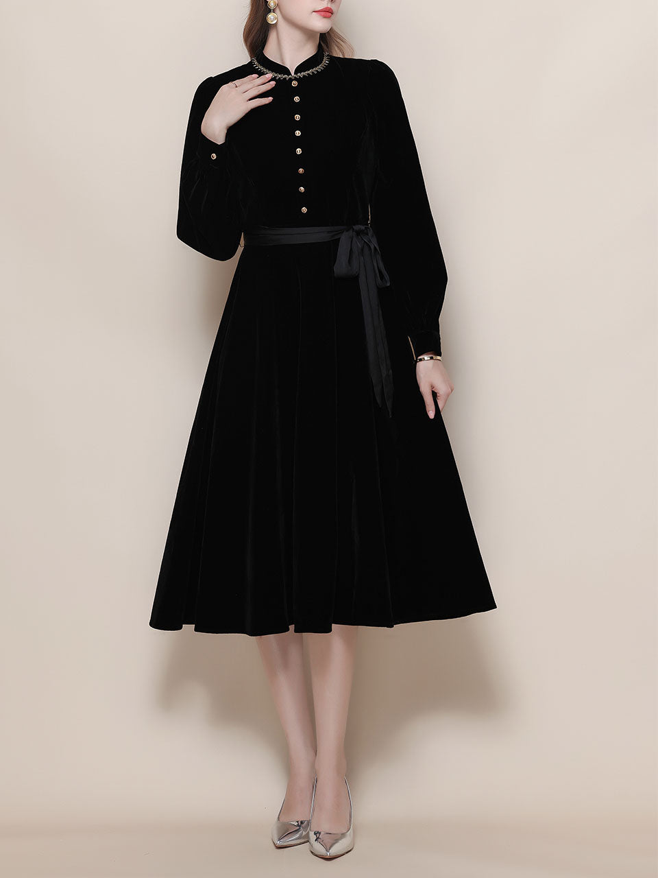 Black Mandarin Collar Velvet Retro Dress