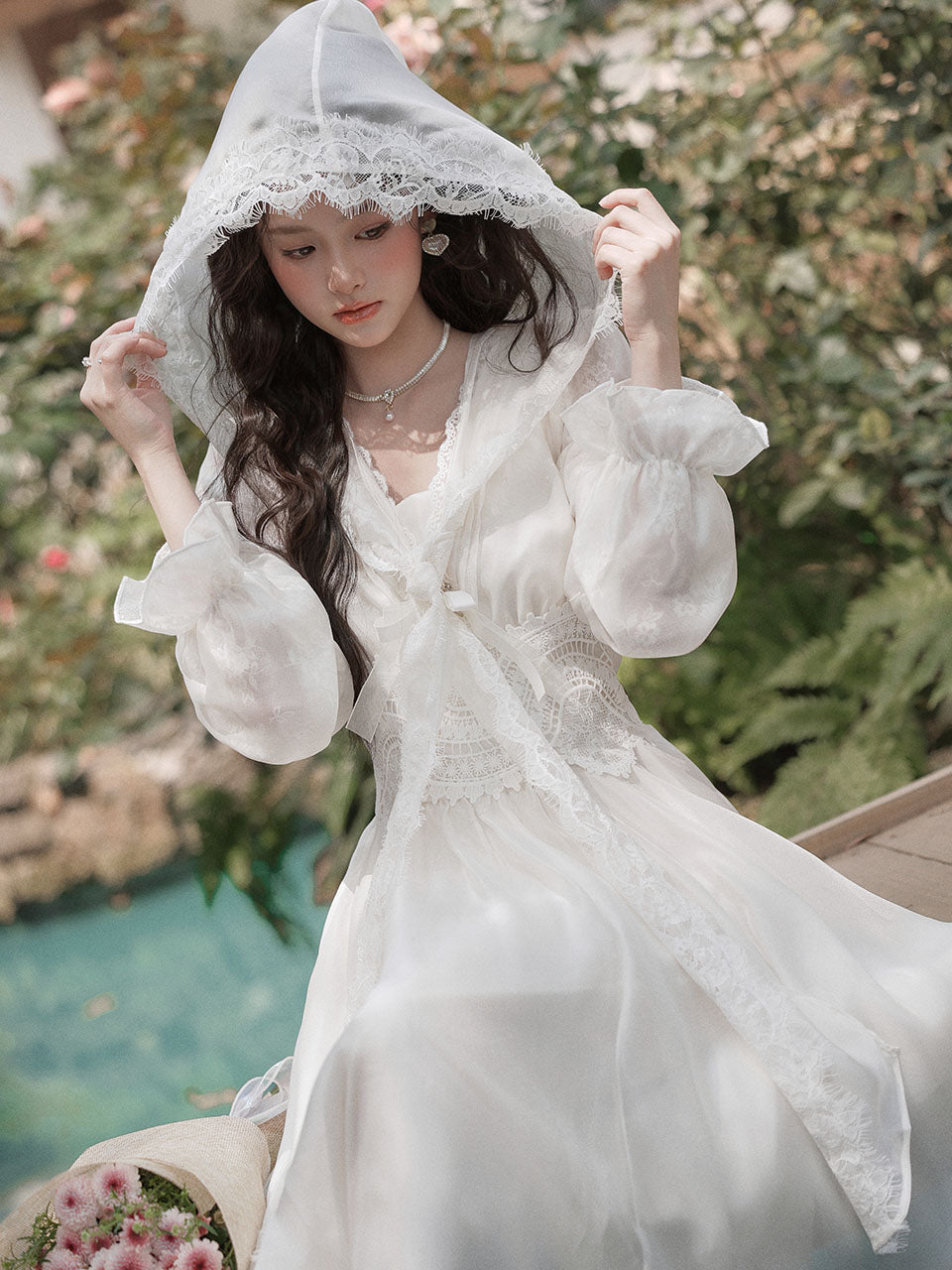 White Lace V-Neck Hooded Boho Bridal Gown Wedding Vintage Dress