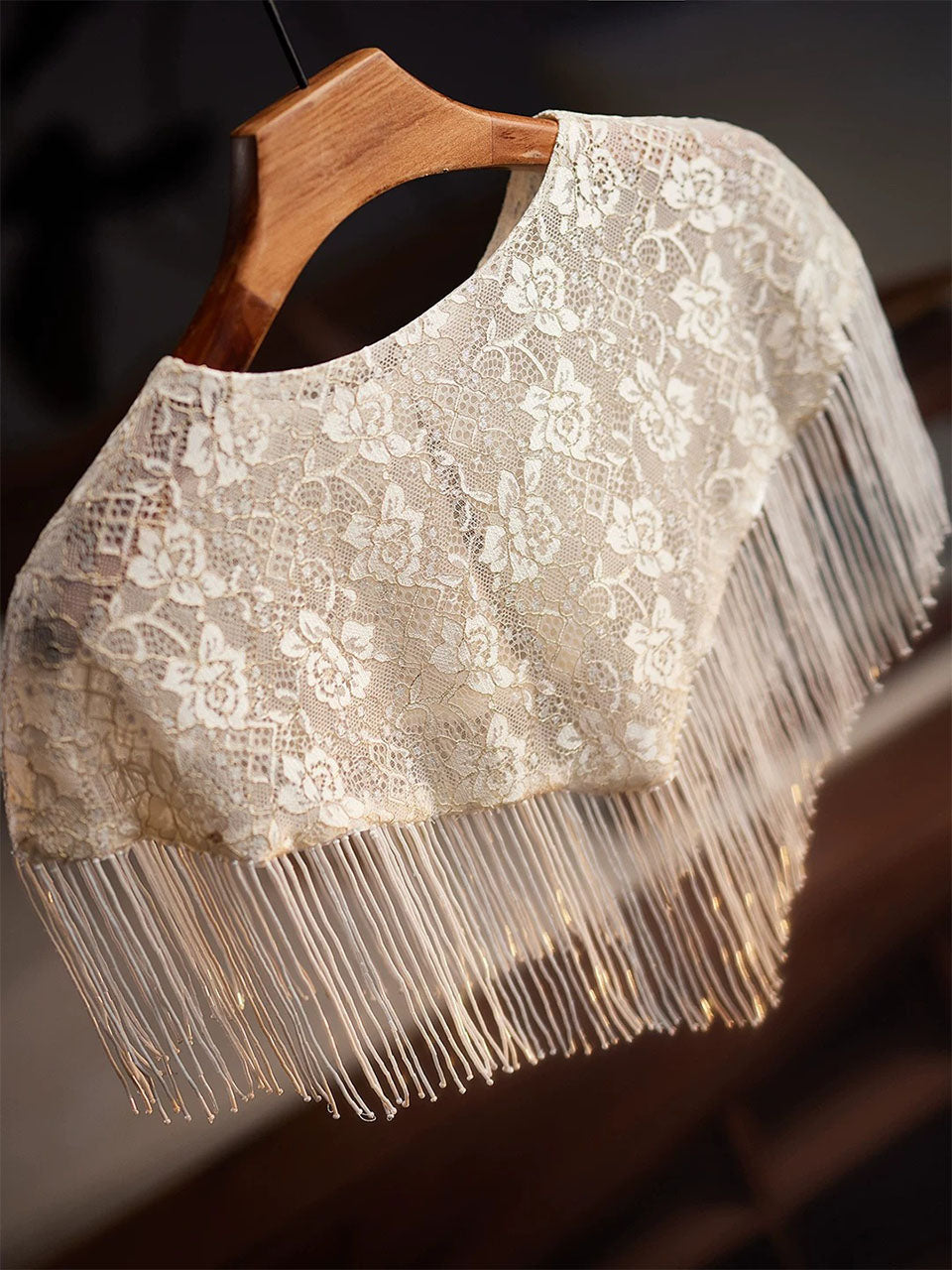 1920s Flapper Cape Great Gatsby Costume Lace Shawl Fringe Tassel