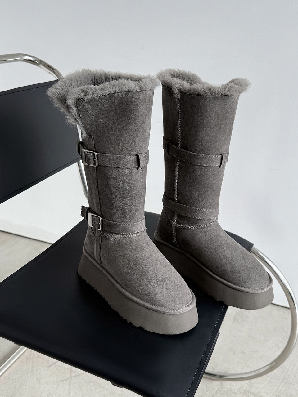 Extra-Warm Platform Gray Winter Boots