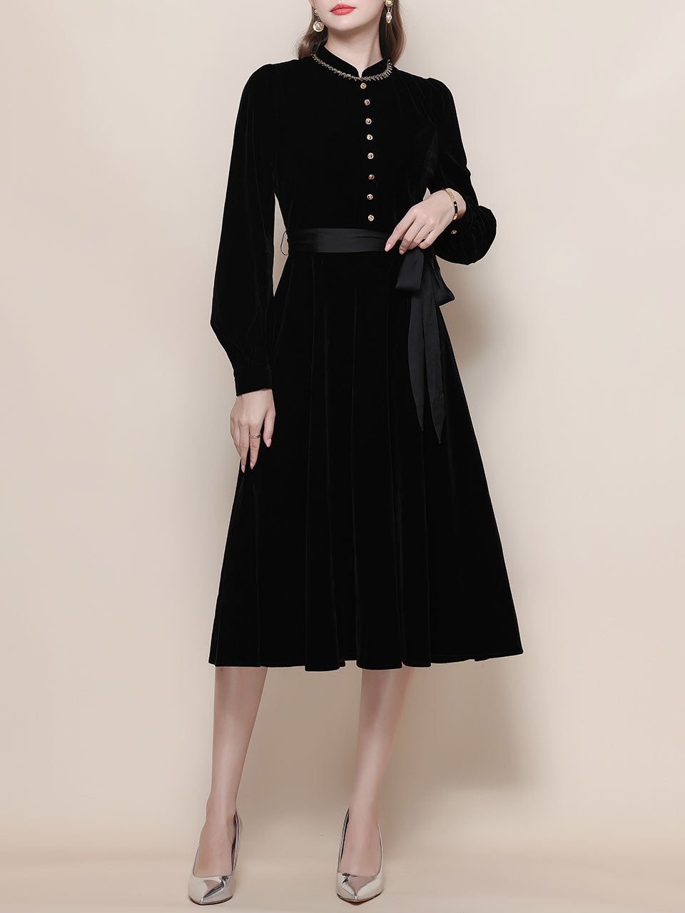 Black Mandarin Collar Velvet Retro Dress