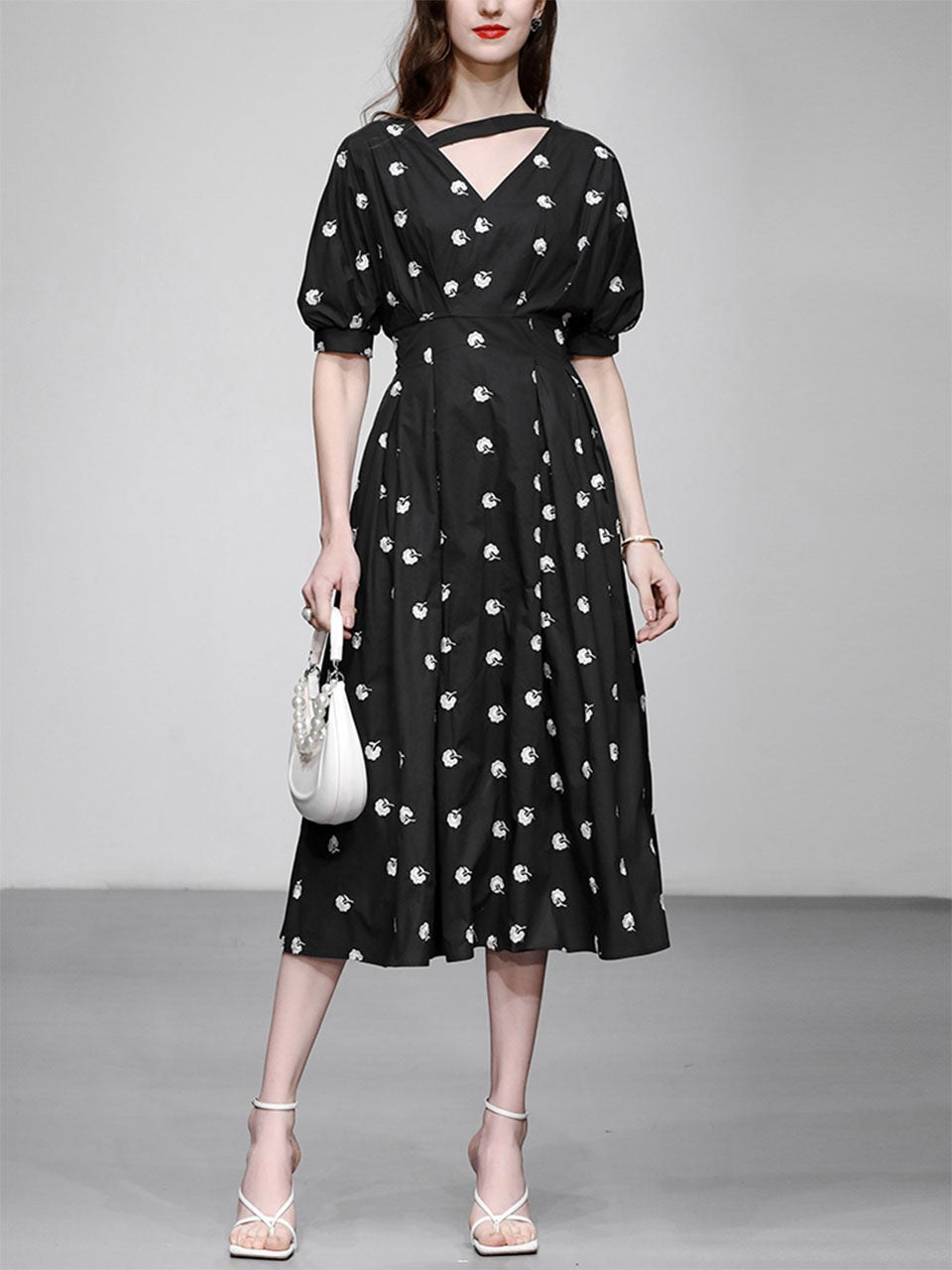 Black V Neck Balloon Sleeve Embroidered 1950S Vintage Dress