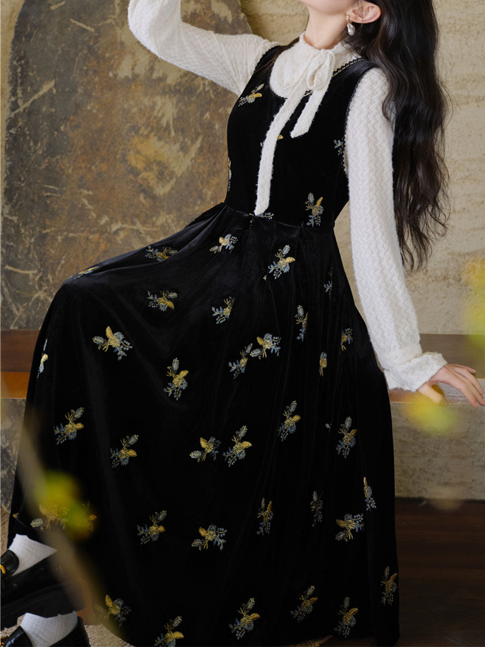 Two-Piece Set White Brushed-Lace Sweater and Black Floral Embroidered Velvet Dress
