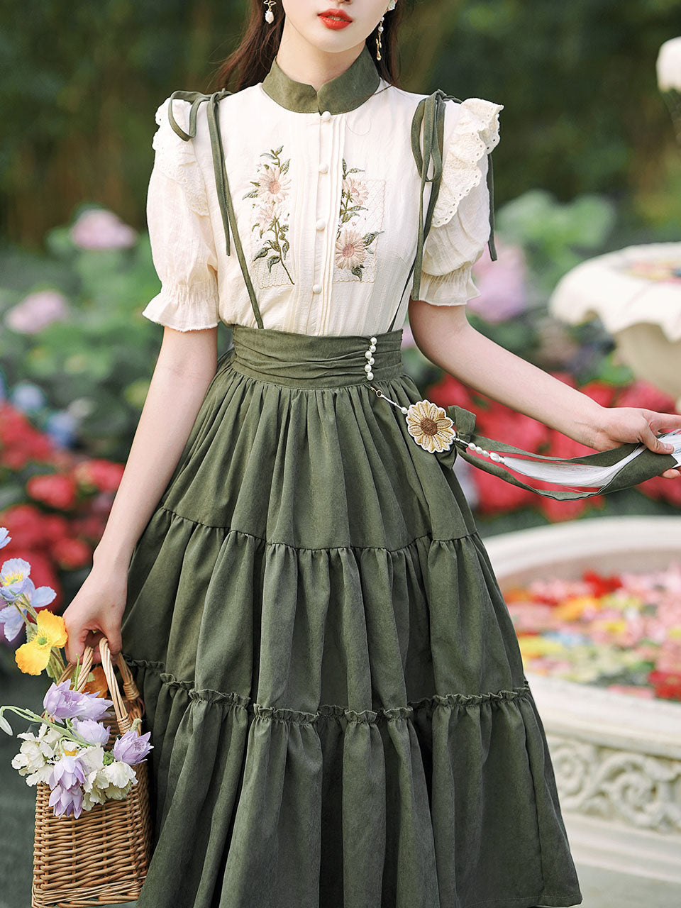 2PS 1950S Embroidered Short Sleeve Shirt And Strappy Dress Suit