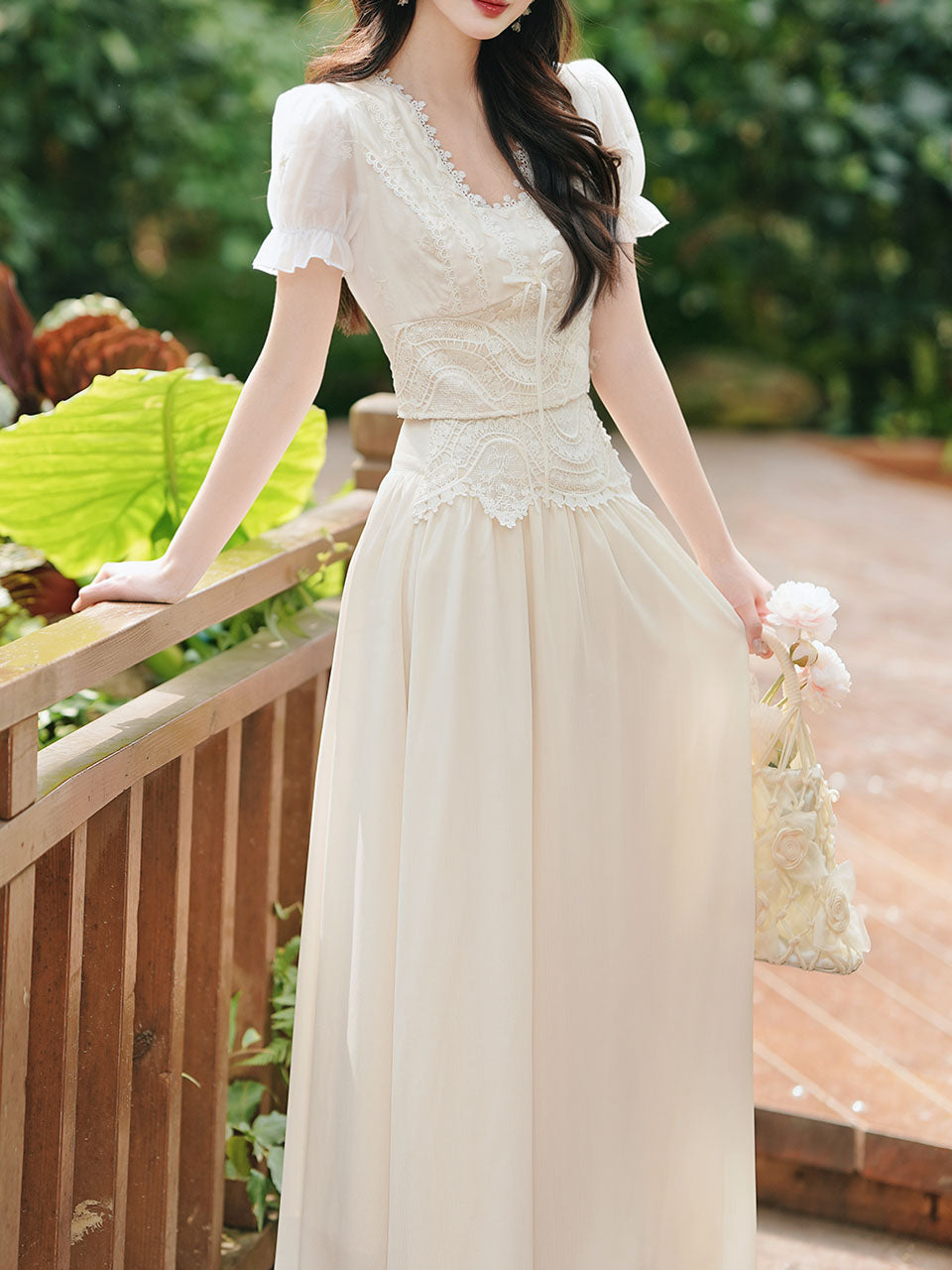 Retro Lace Top & Bodycon Fish Tail Midi Skirt 2-Piece Suit