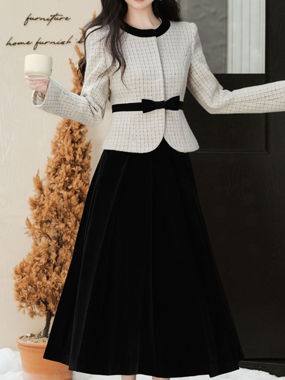 White Crew Neck Tweed Coat and Black Skirt Vintage Set