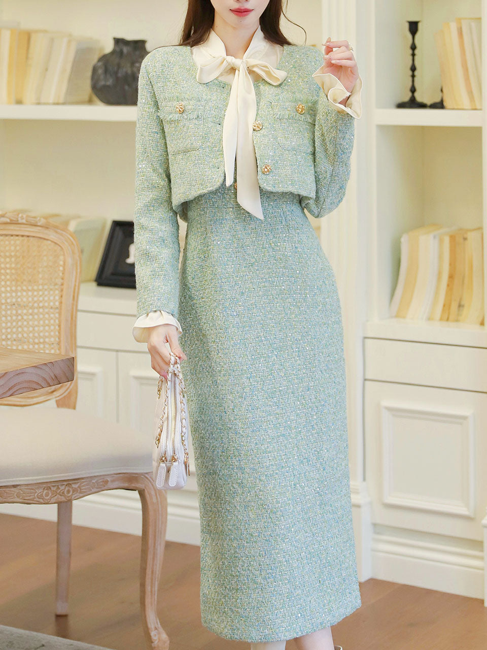 Vintage 1940s Mint Green Tweed Skirt Suit Set Bow Collar & Matching Jacket
