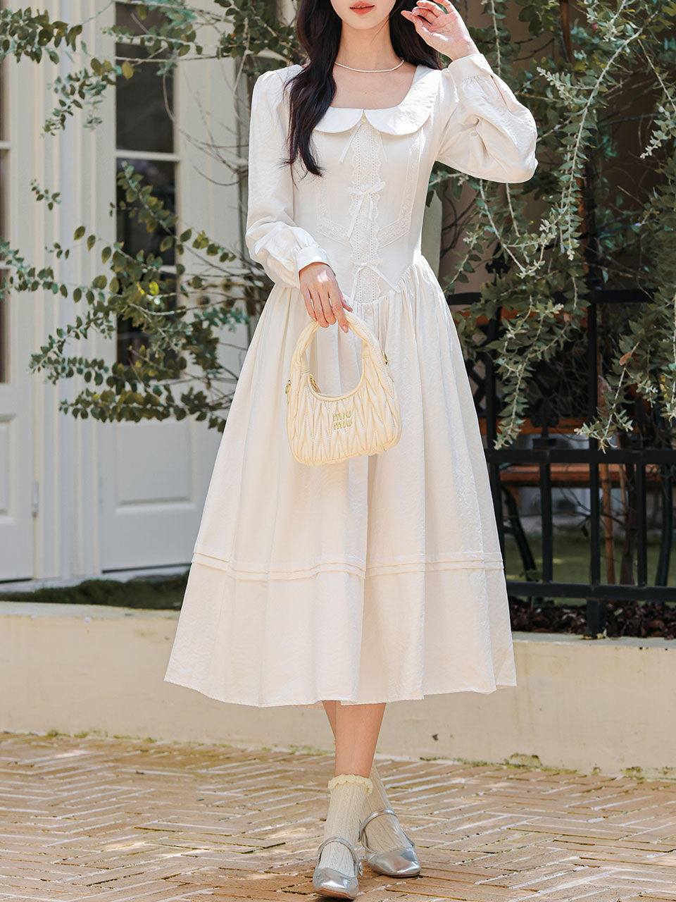 Vintage White Peter Pan Collar Long Sleeve Swing Dress