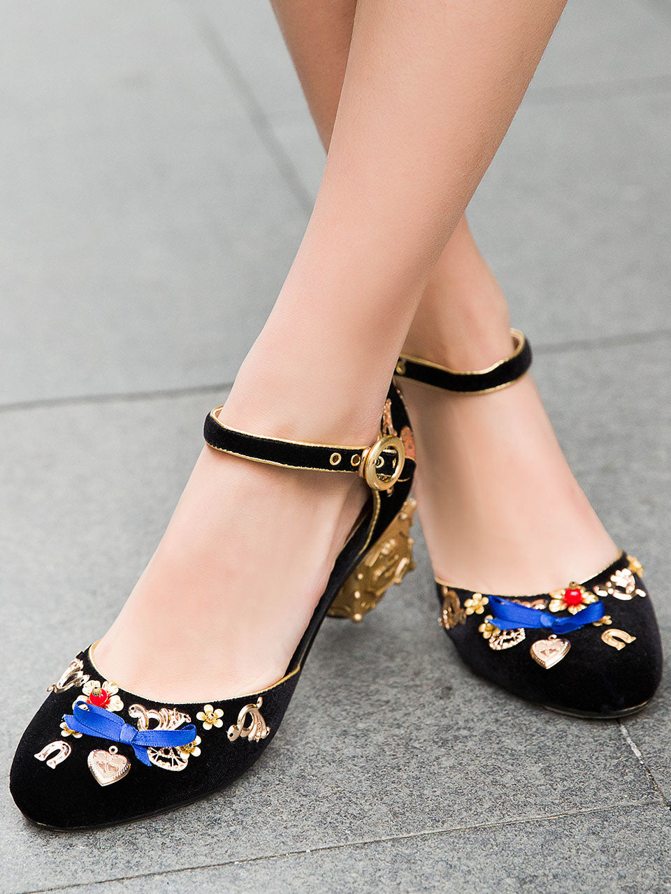 5CM Luxury Velvet Chunky Heels Artist Cube Heel Retro Shoes