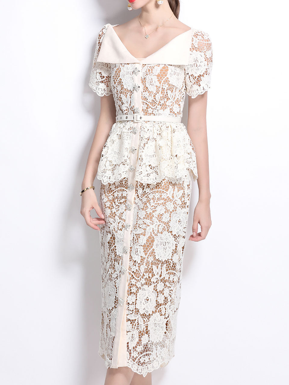 White Lace Flower V Neck Short Sleeve Wasp Waist Bodycon Dress