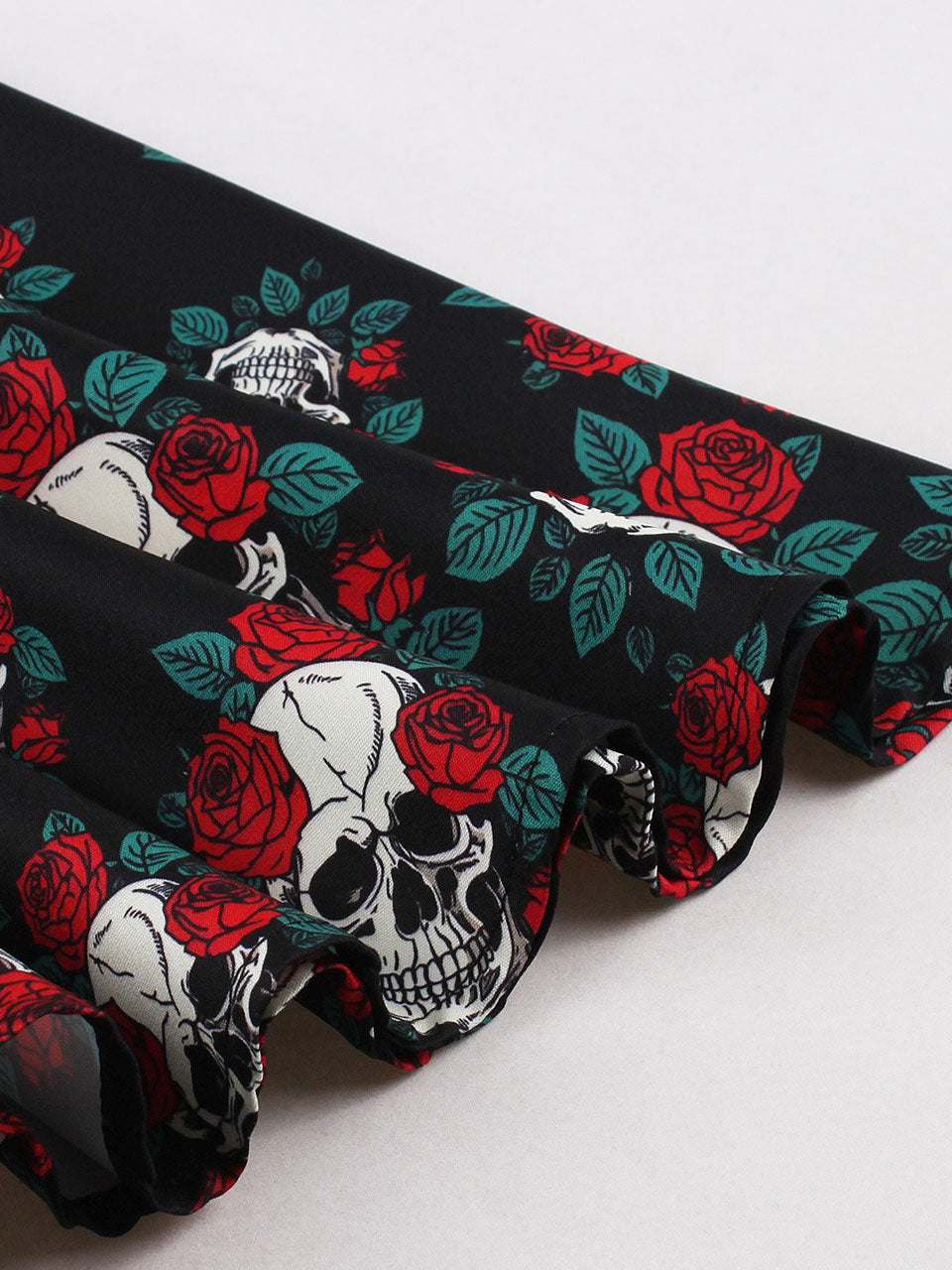 Gothic Black Skull and Rose Print Halter Vintage Halloween Dress