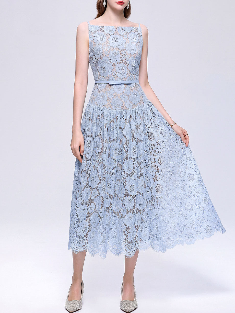 White Floral Sleeveless Boat Neck A-Line Wedding Lace Dress