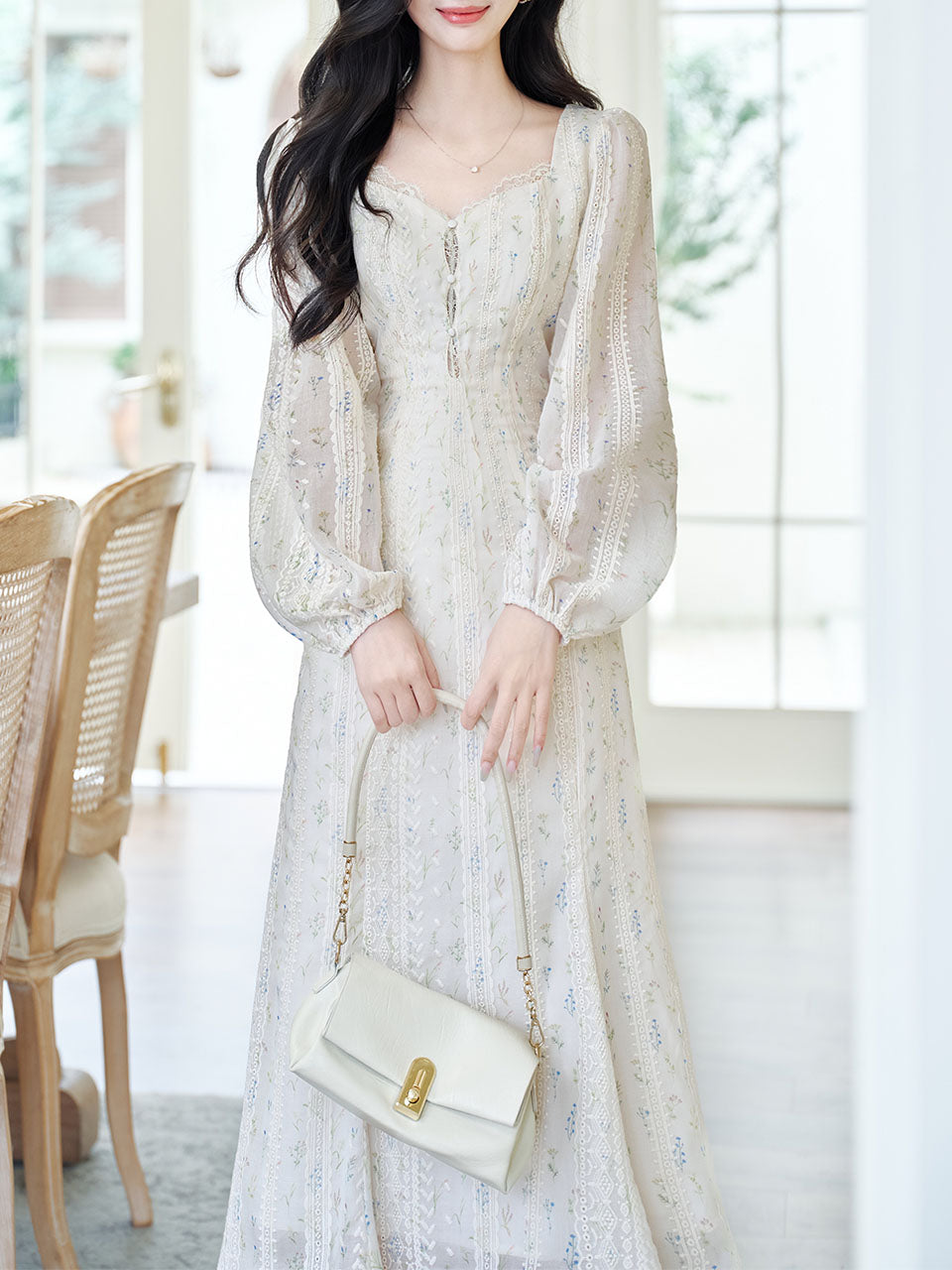 White Printed V-Neck Lace Lantern Sleeve Mermaid Dress