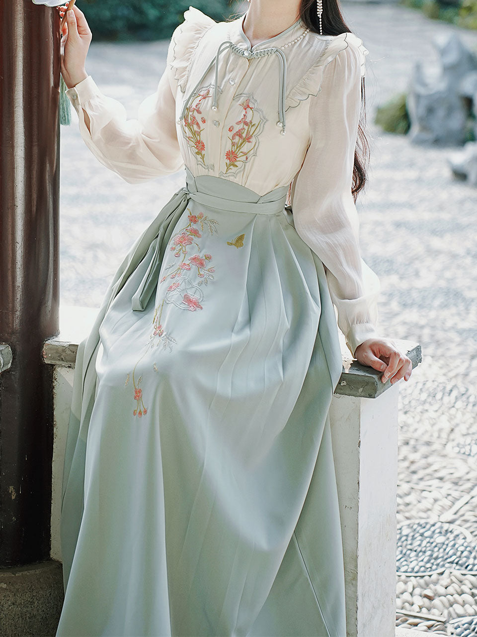 2PS Blue Stand Collar Embroidered Top and White Horse-face Skirt Vintage Suits