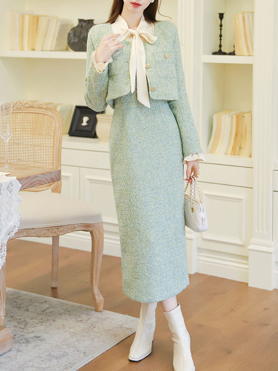 Vintage 1940s Mint Green Tweed Skirt Suit Set Bow Collar & Matching Jacket