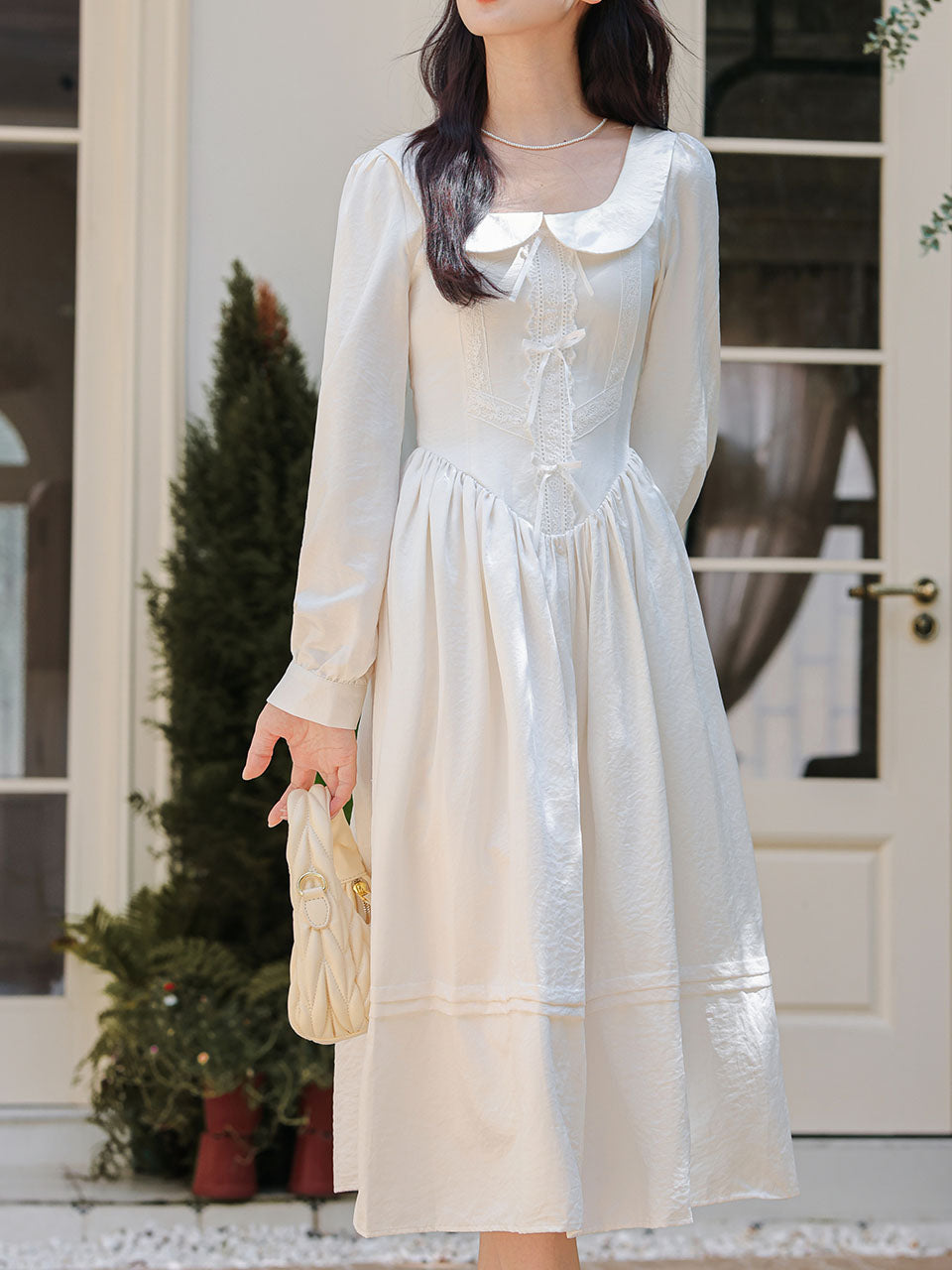 Vintage White Peter Pan Collar Long Sleeve Swing Dress