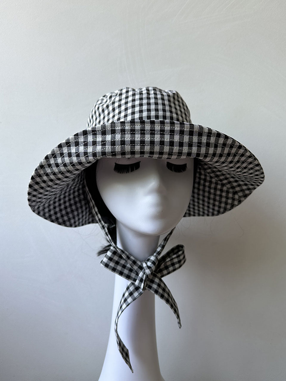 Pink Gingham Wide-brimmed Hat
