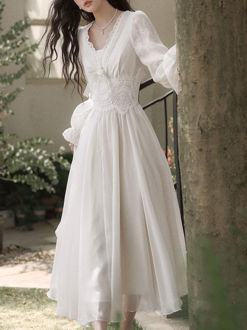 White Lace V-Neck Hooded Boho Bridal Gown Wedding Vintage Dress