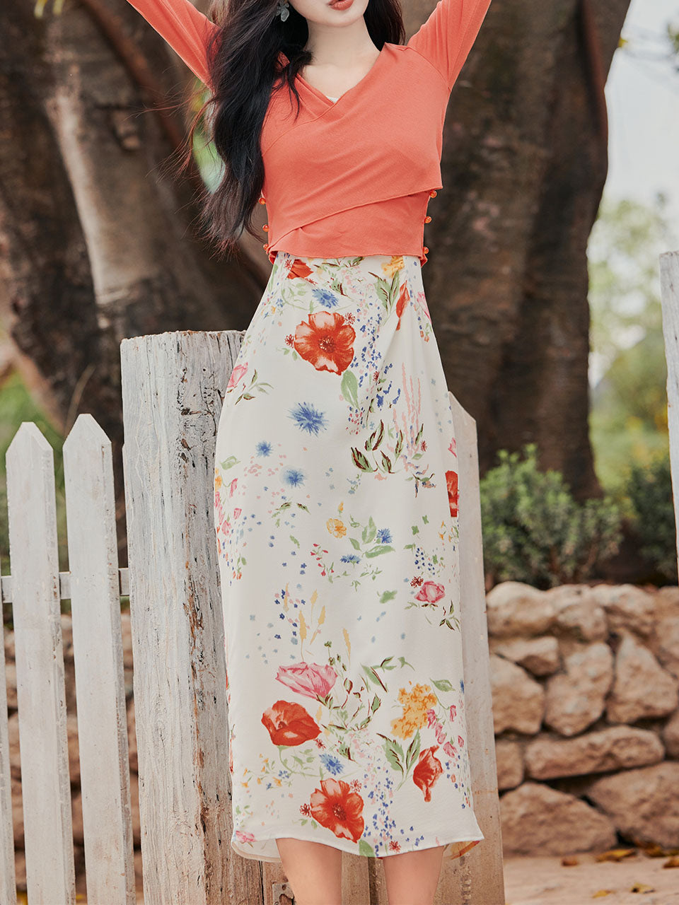 2PS White Floral Print Spaghetti Strap Dress