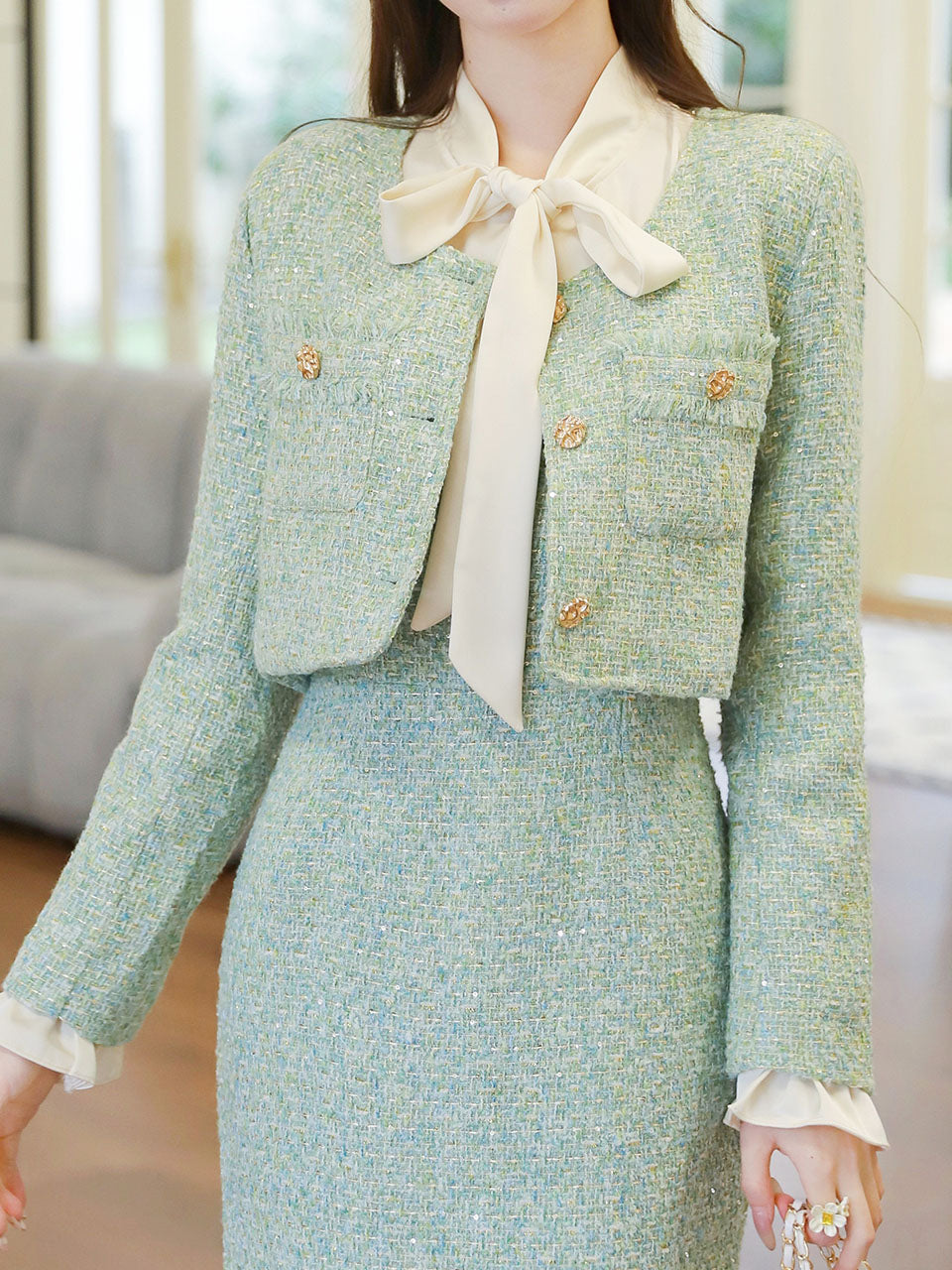 Vintage 1940s Mint Green Tweed Skirt Suit Set Bow Collar & Matching Jacket