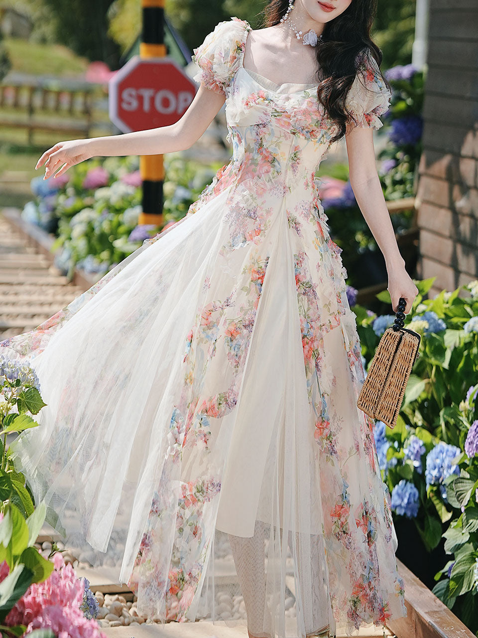 Printed Tulle Puff Sleeve Ruffled Hem Princess Party Dress for Girls Women