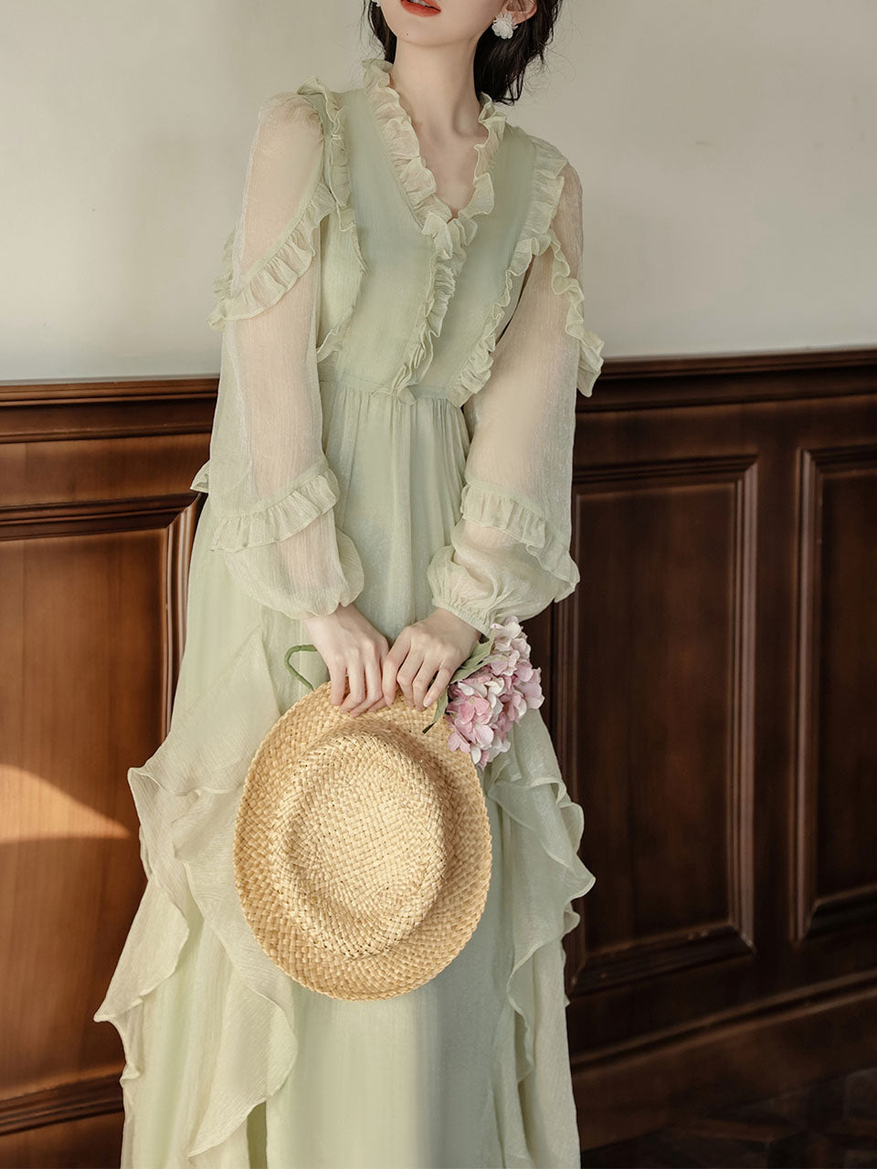 Mint Green Ruffled V-neck Flowing Long-sleeved Romantic Retro Tea Dress