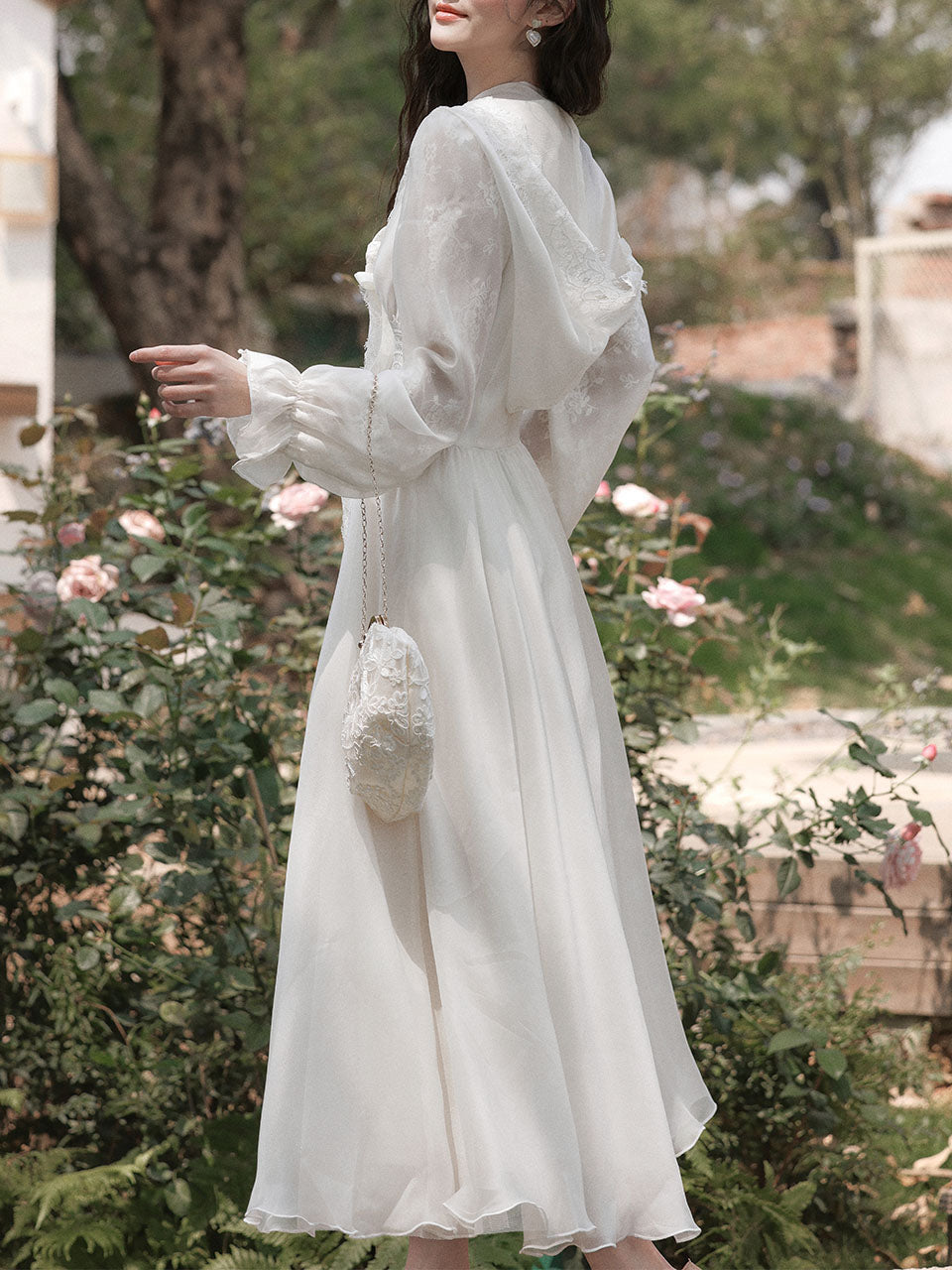 White Lace V-Neck Hooded Boho Bridal Gown Wedding Vintage Dress