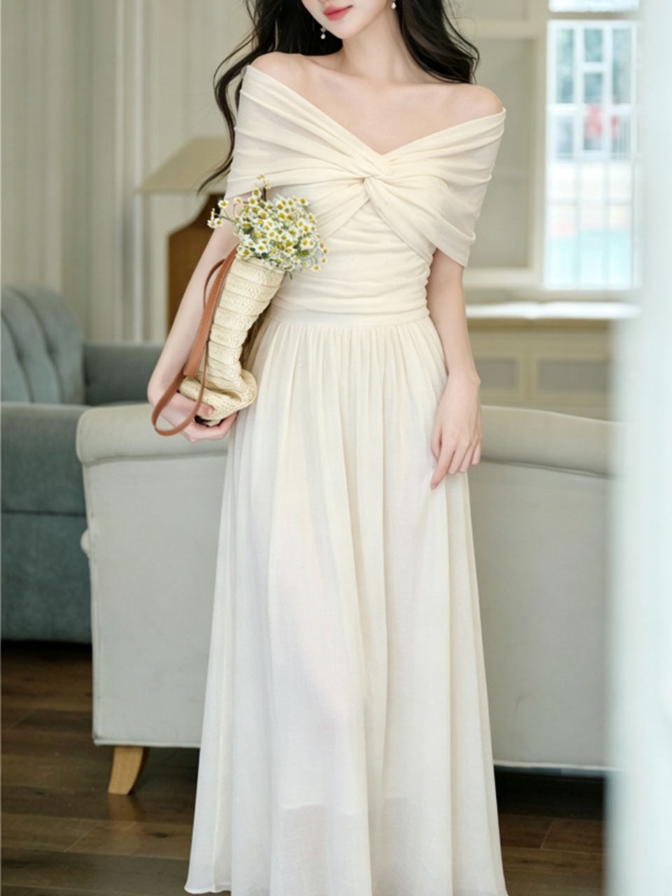 White Off Shoulder Sweetheart Vintage Wedding Maxi Dress