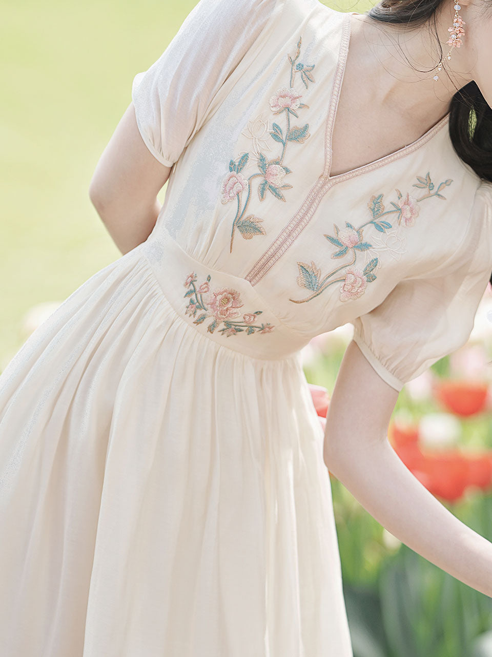 White V Neck Short Embroidered Puff Sleeve 1950S Vintage Dress