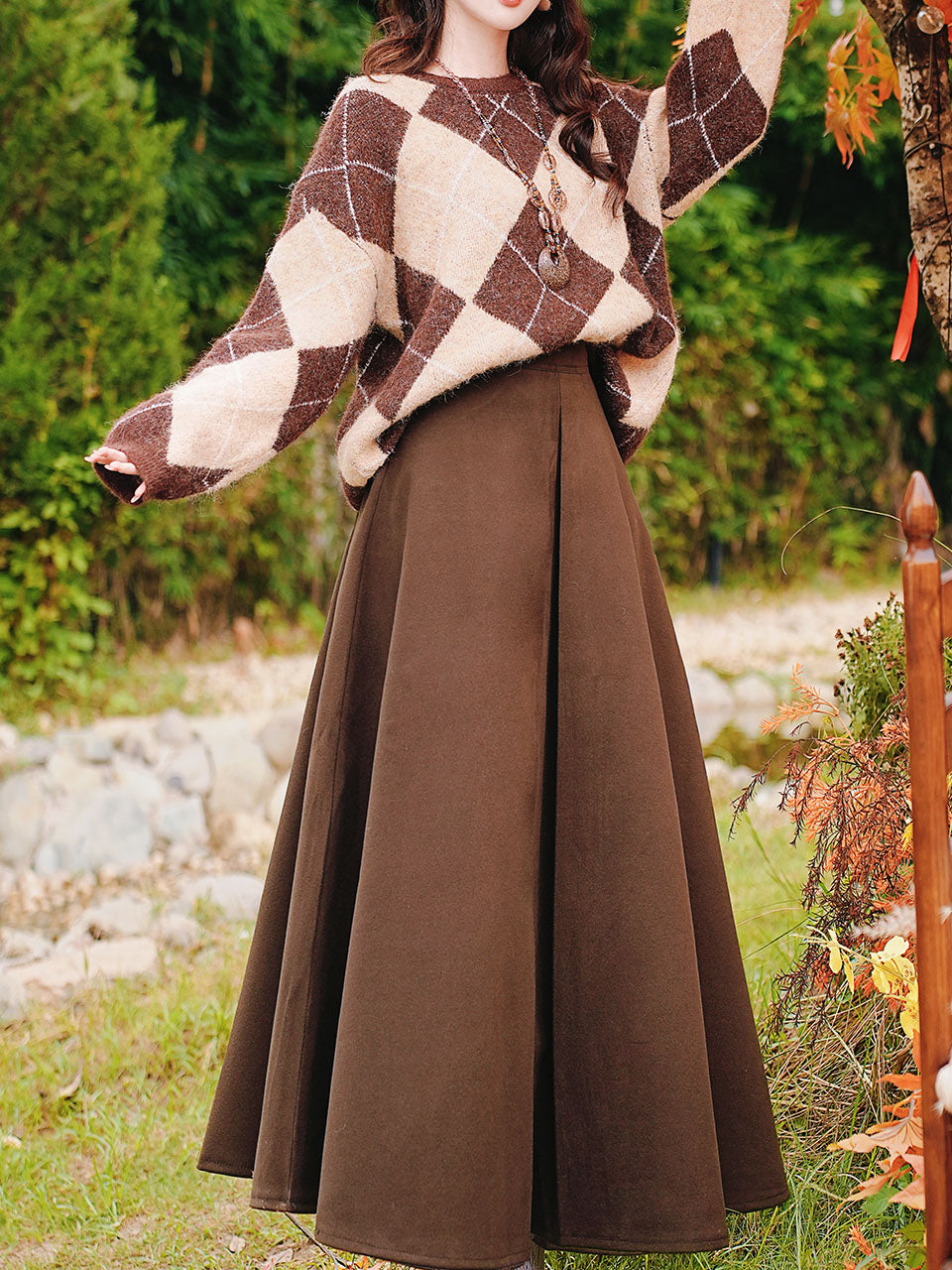 2PS Vintage Brown and White Argyle Sweater and Brown Swing Skirt Vintage Audrey Hepburn's Style Outfits