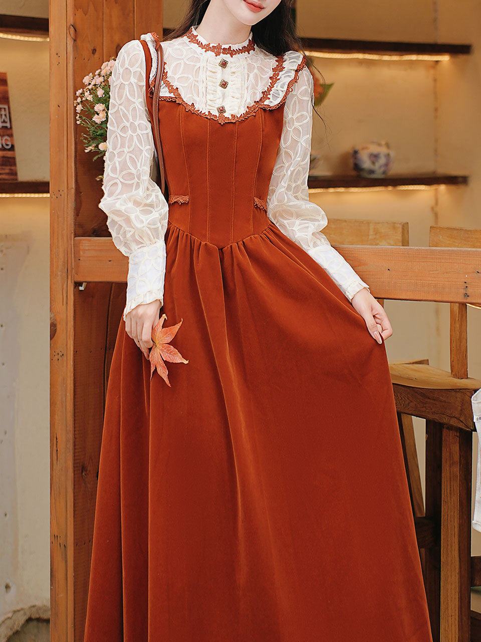 50s Retro Brown Lace