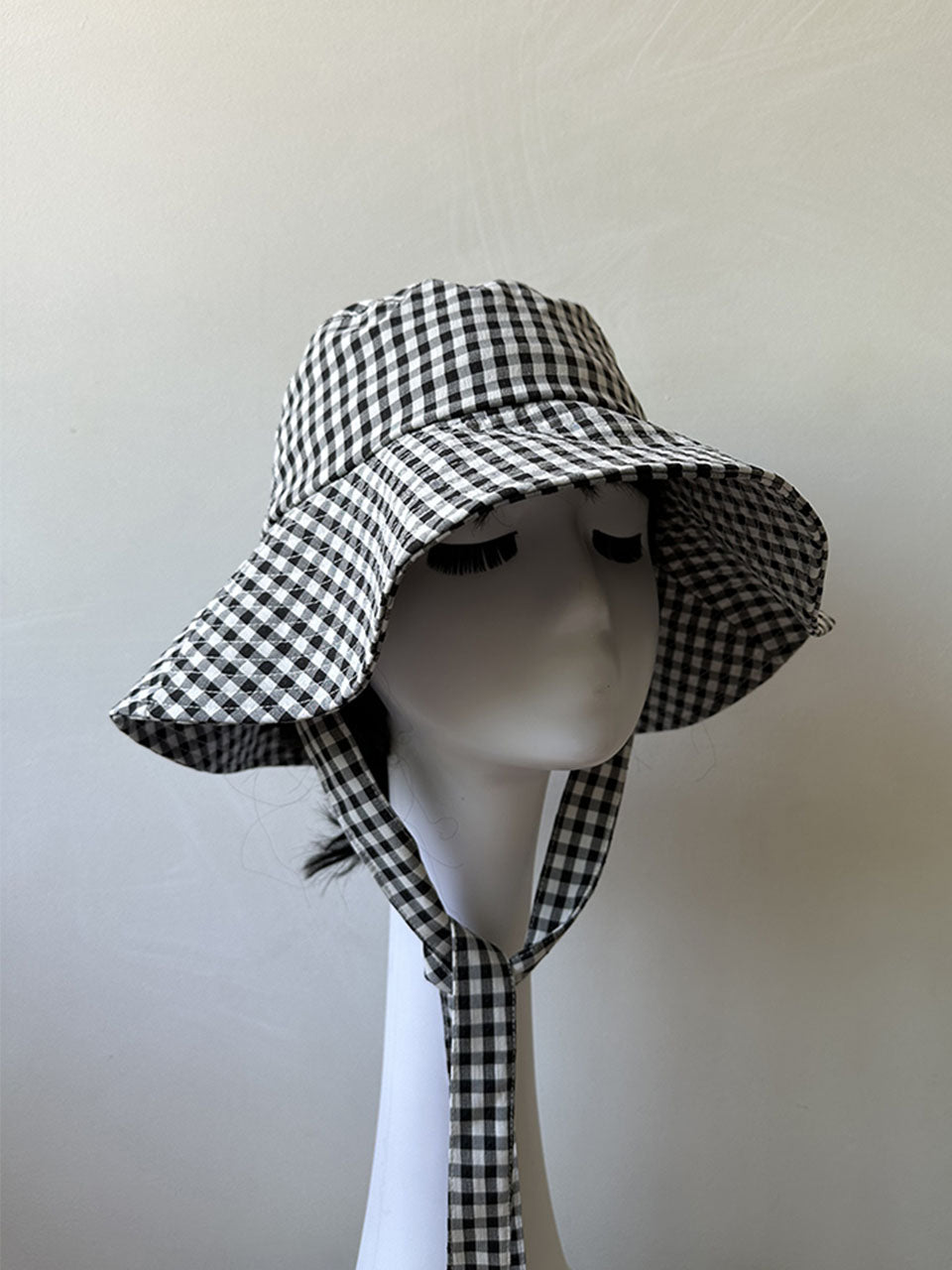 Pink Gingham Wide-brimmed Hat