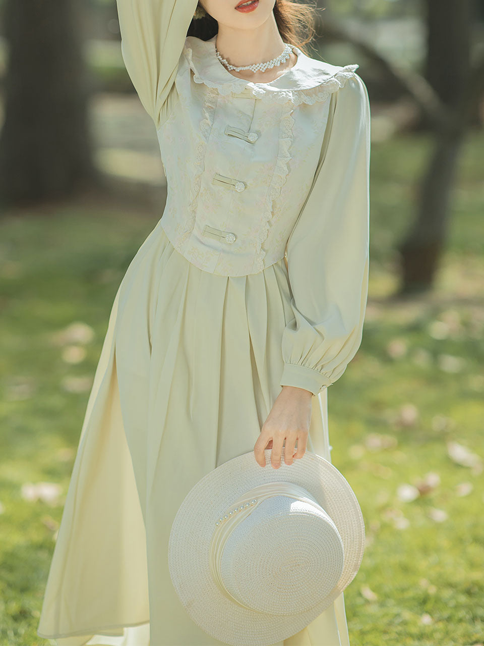 Green Peter Pan Long Sleeve Vintage 1950s Swing Dress