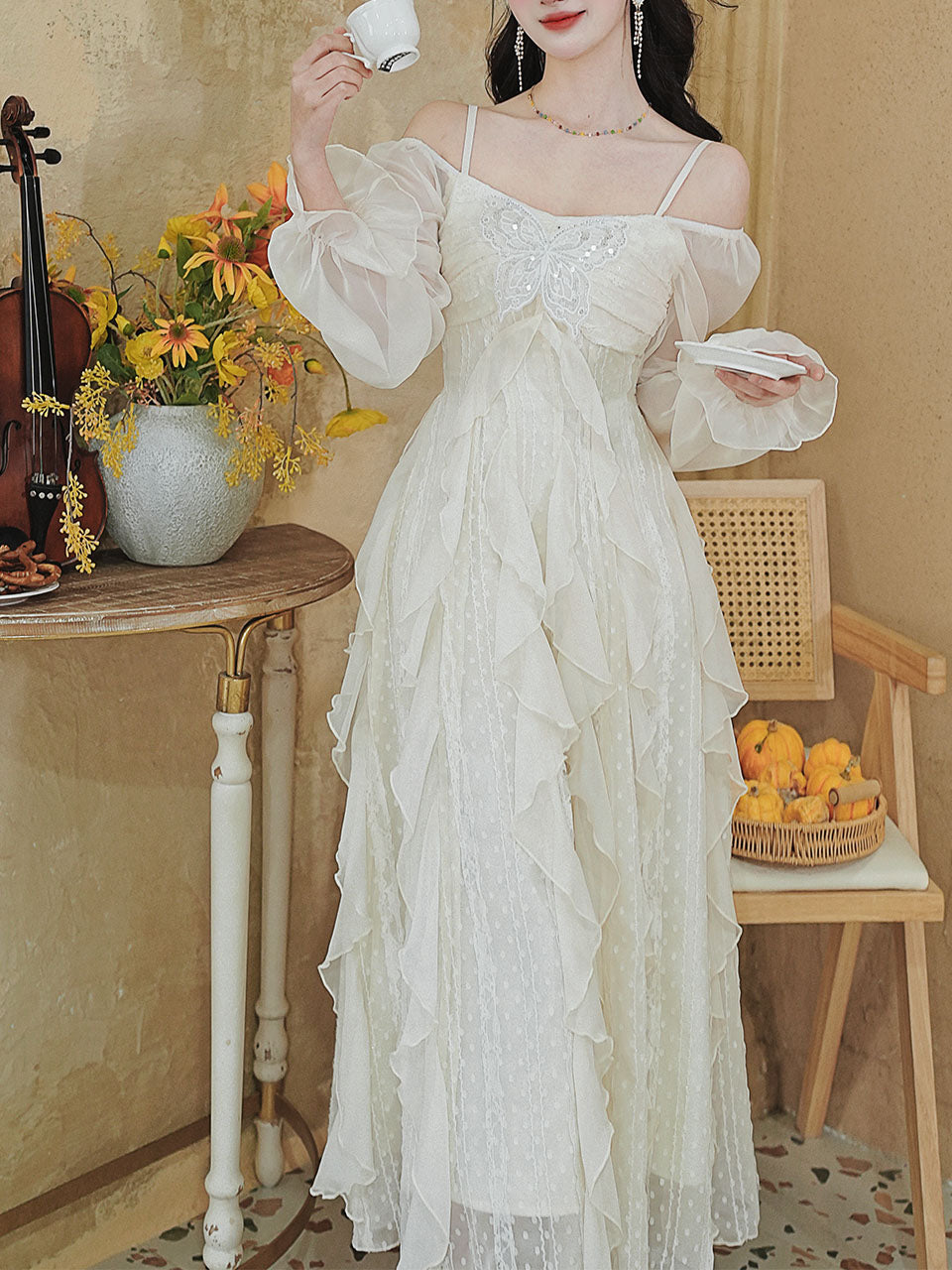 Vintage White Square Neck Butterfly Sequins  Lace Ruffle Long Sleeve Dress