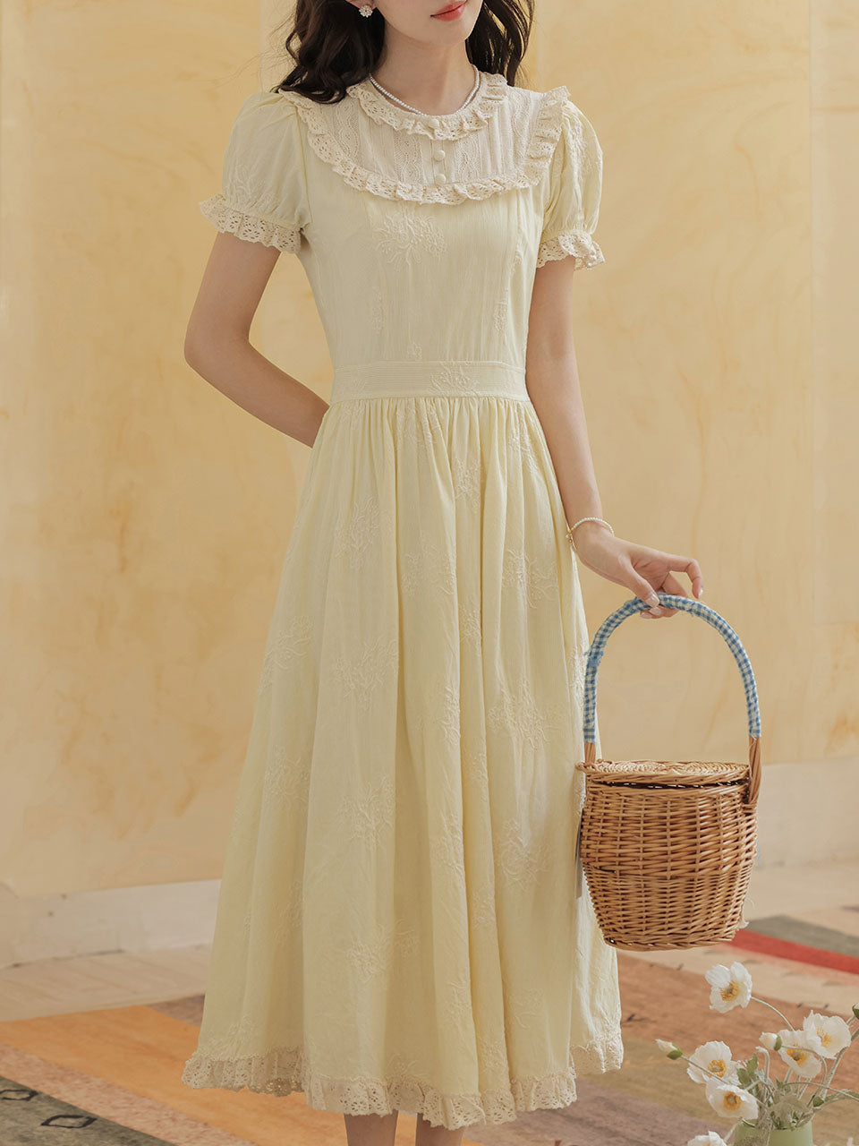 Retro Yellow Puff-Sleeve Dress